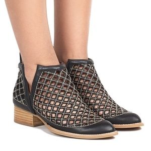 Jeffrey Campbell Taggart Laser Cut Bootie Size 6
